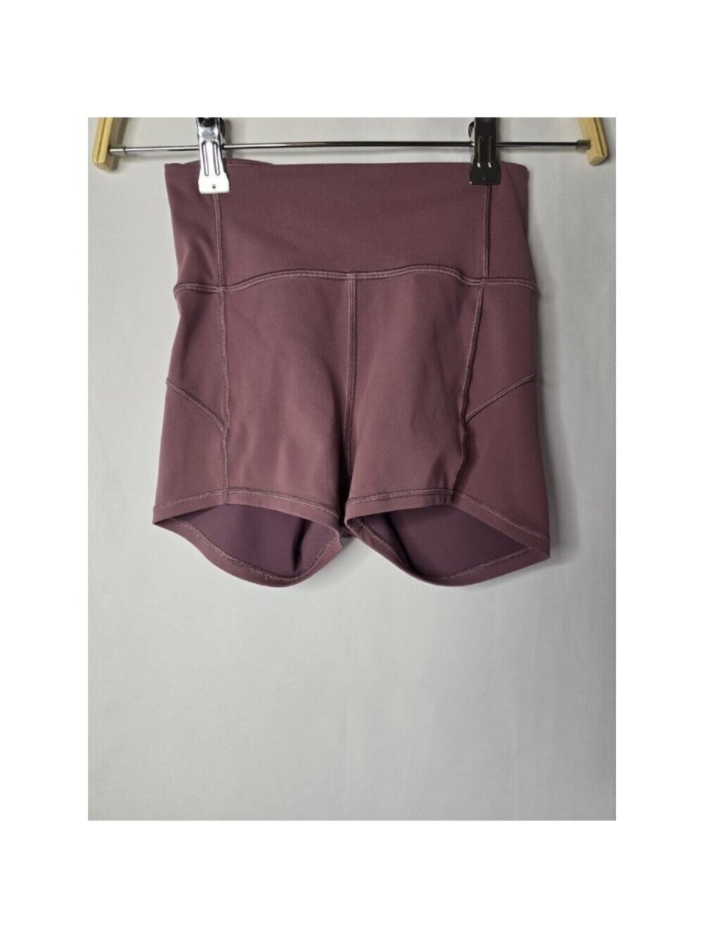 Lululemon In Movement Short *Everlux 2.5"Figue Size 2